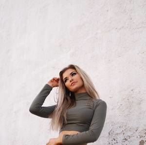 Meet your Posher, Josey